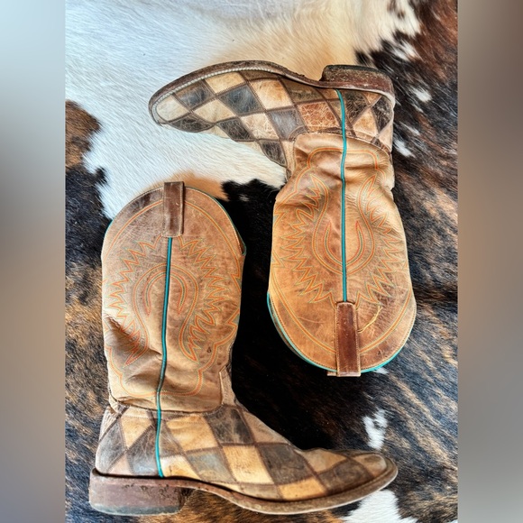 Anderson Bean Boots - Picture 1 of 5